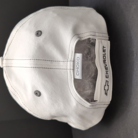 Choko Chevrolet White/ Gray Velcro Strap Back Hat. - Picture 4 of 8